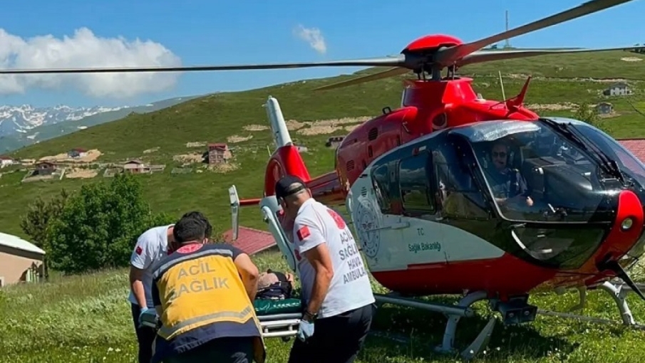 Sultan Murat Yaylası’nda Hastaya Hava Ambulansı ile Hızlı Müdahale